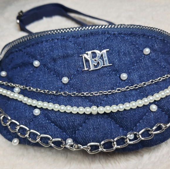 Badgley Mischka Denim Diamond Quilted Fanny Pack - Picture 4 of 13